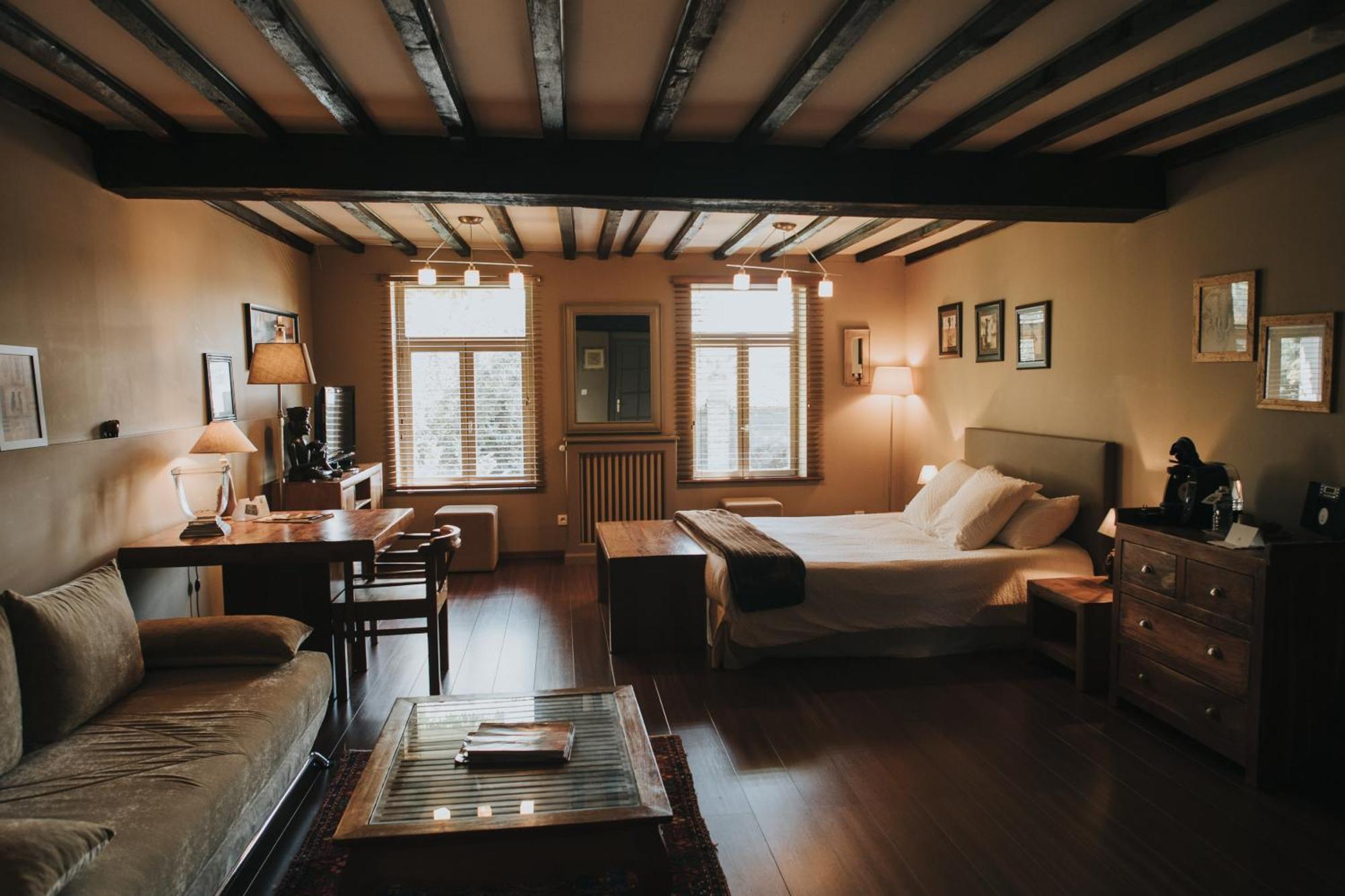 Logis Hotel-Restaurant - Le Moulin D'Artres Bagian luar foto